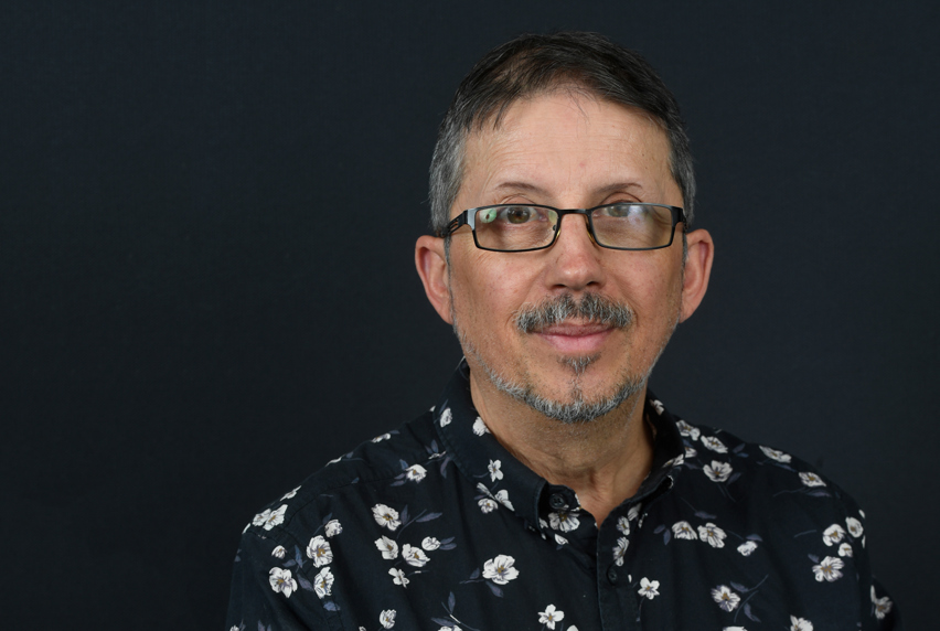 Headshot of Con Emmanuelle, Leading Teacher in Visual Arts at Melbourne Polytechnic