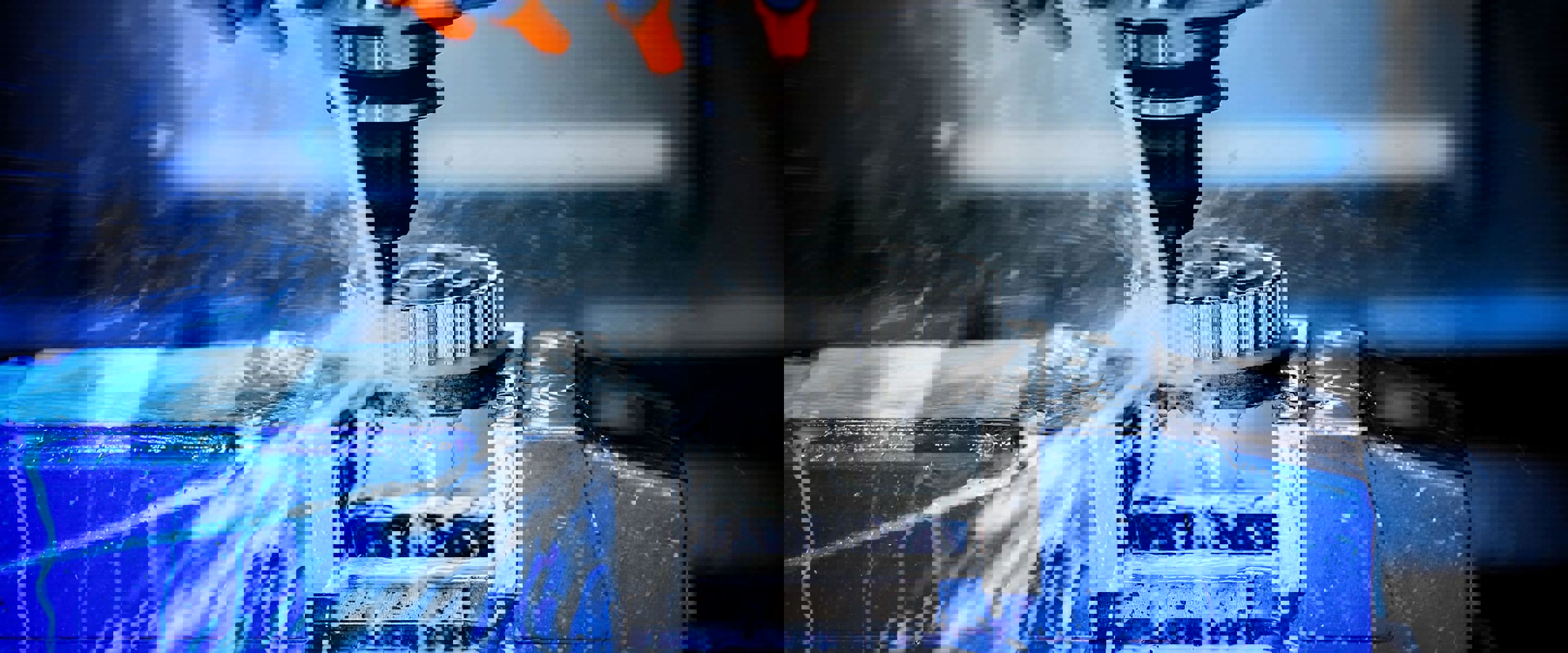 Metal cutting machine in action