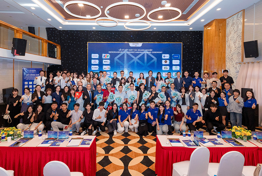MPV Da Nang Vietnam Opening group photo.