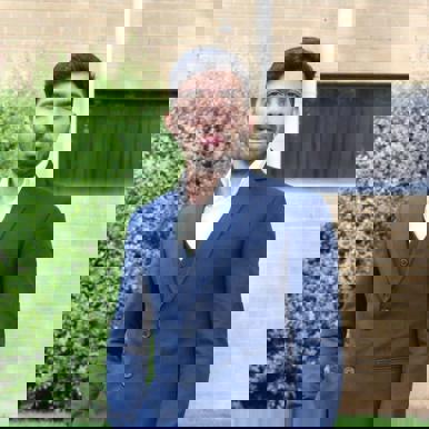 Headshot of Lavi, OQP student