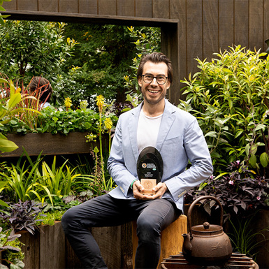 MIFGS Winner Oliver Ashworth-Martin with Award of Excellence